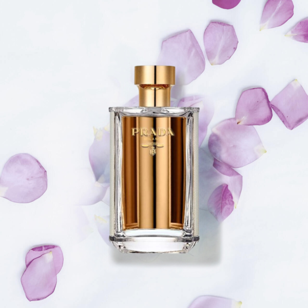 La Femme Prada - Image 2