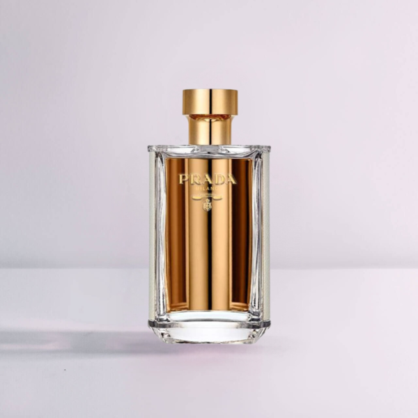 La Femme Prada - Image 3
